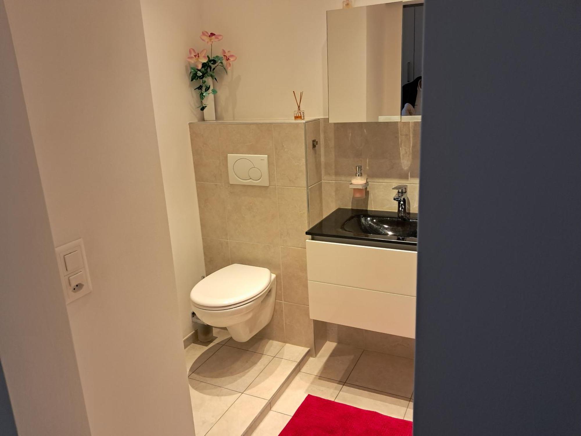 Superior Single Room Lake View,1758563244:JPEG