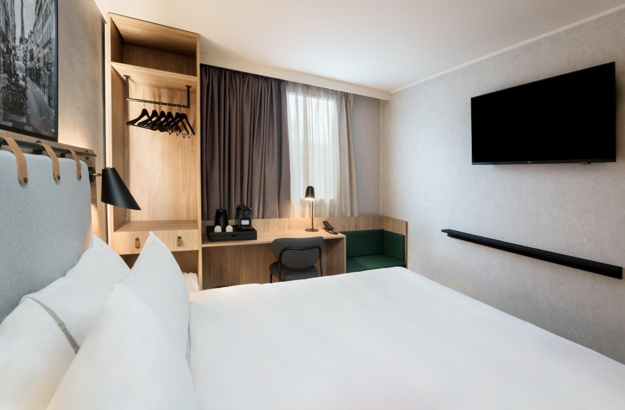 Superior Queen Room