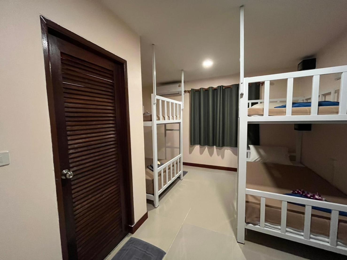 Gemengde Slaapzaal met 4 Bedden