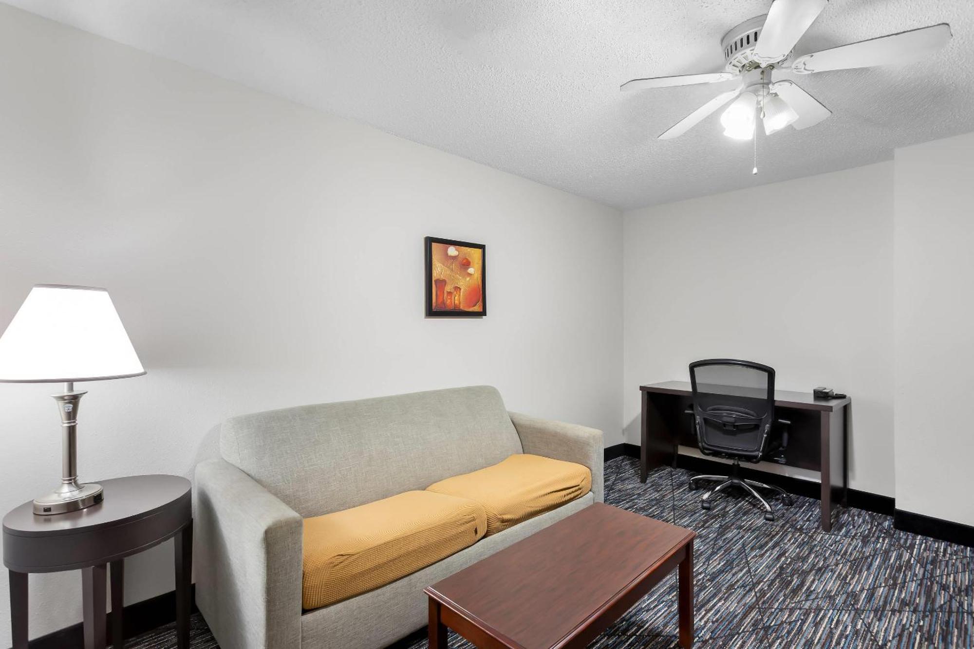 King Suite Sofa Bed Non-Smoking