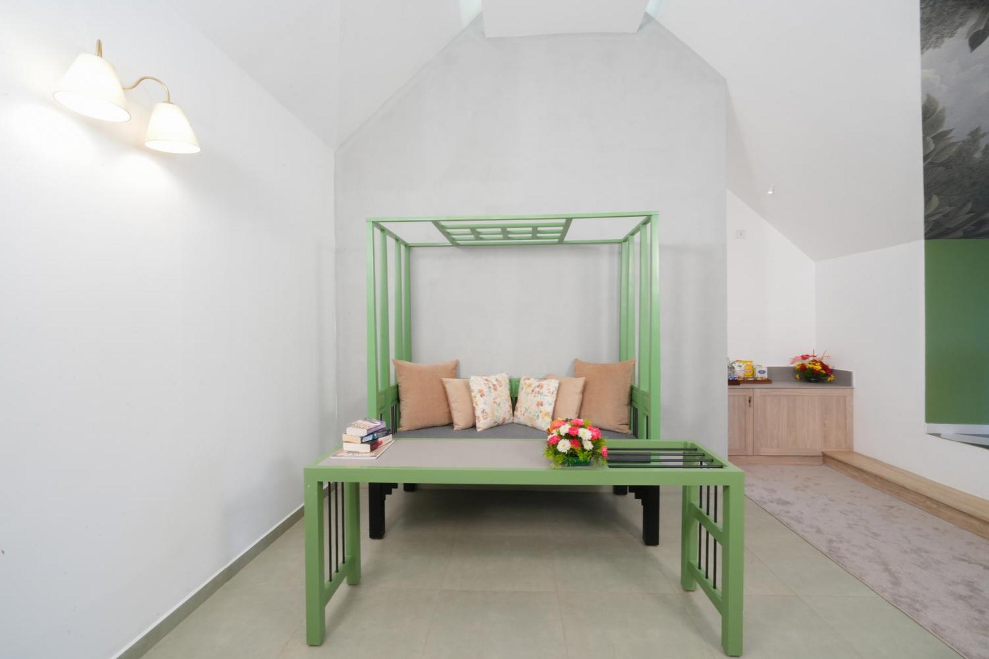 Junior Suite with Garden View