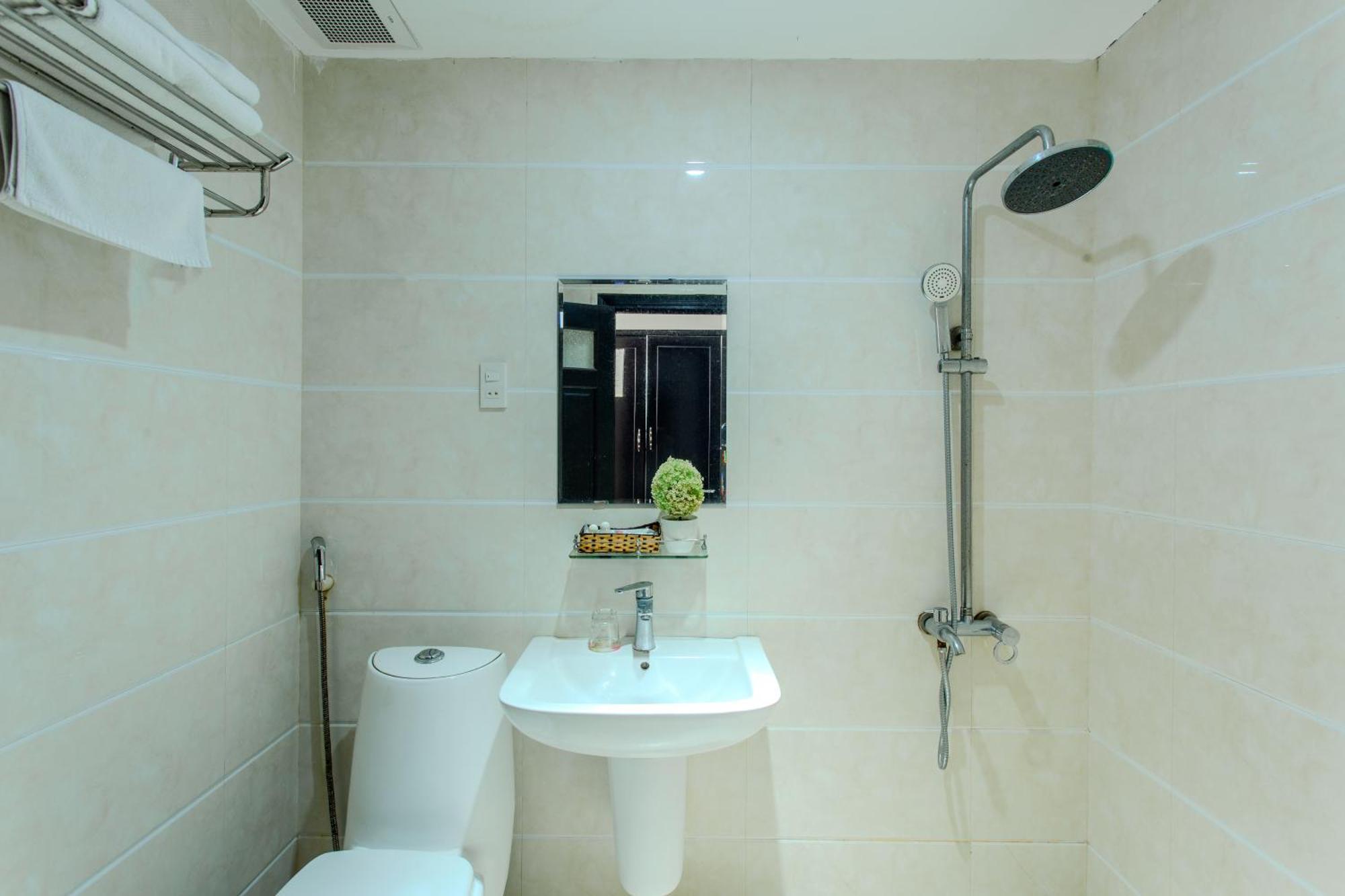 Suite Gia Đình