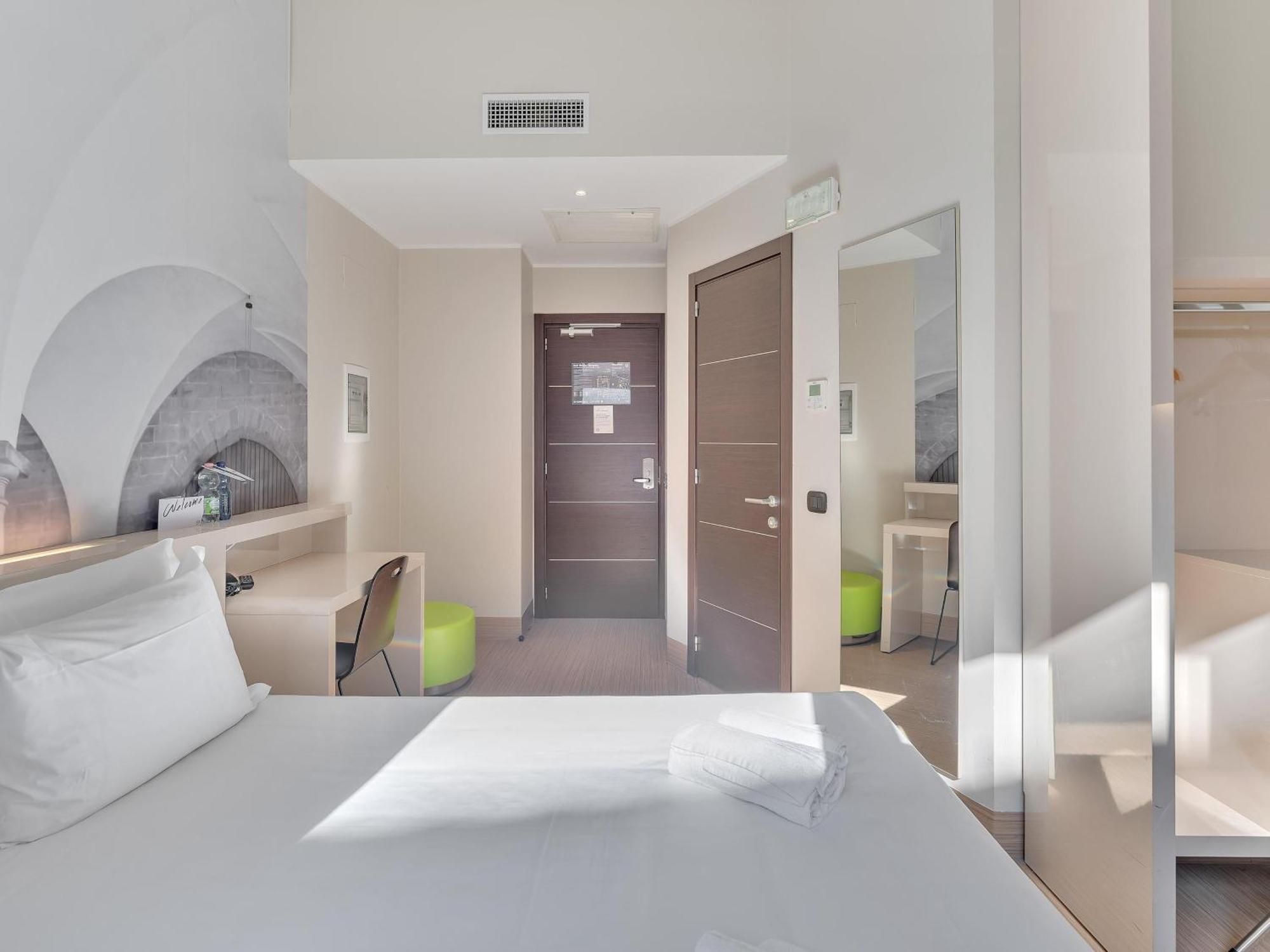 Superior Double Room,1742897060:JPEG