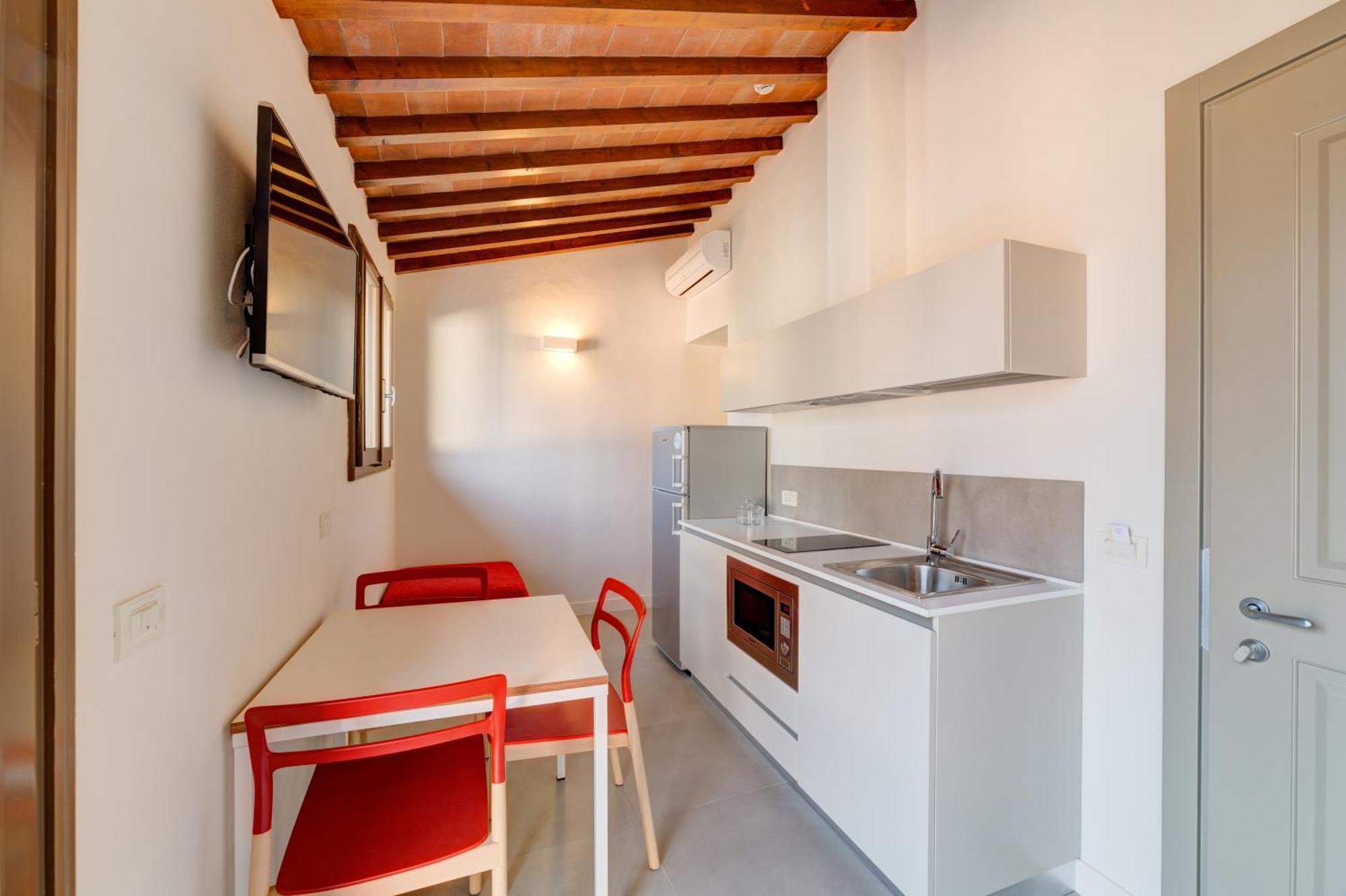 Apartment with Balcony,1742930305:JPEG