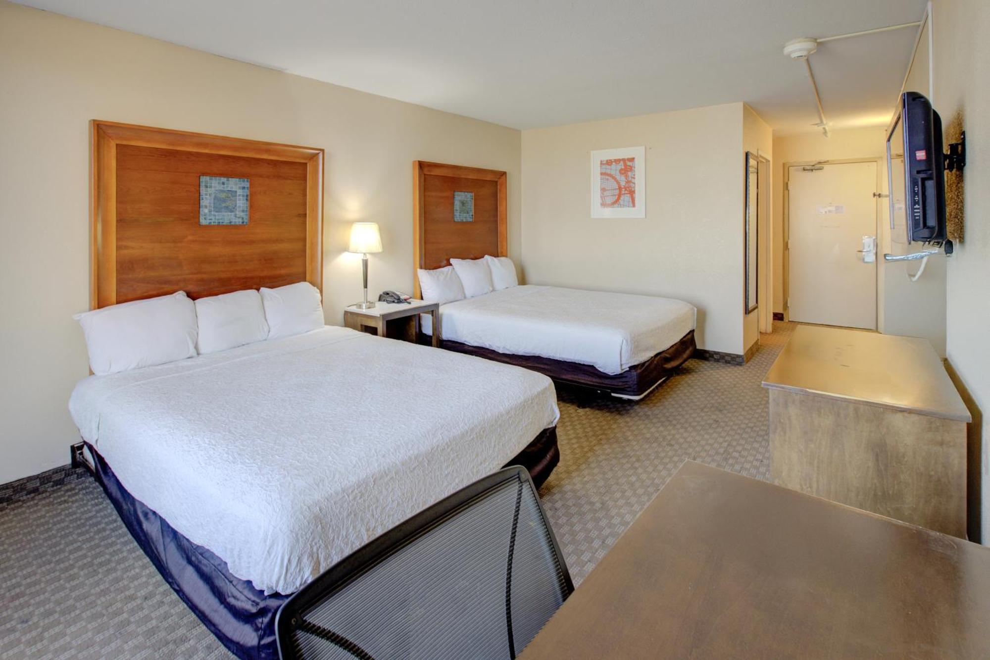 2 Queen Beds Non-Smoking