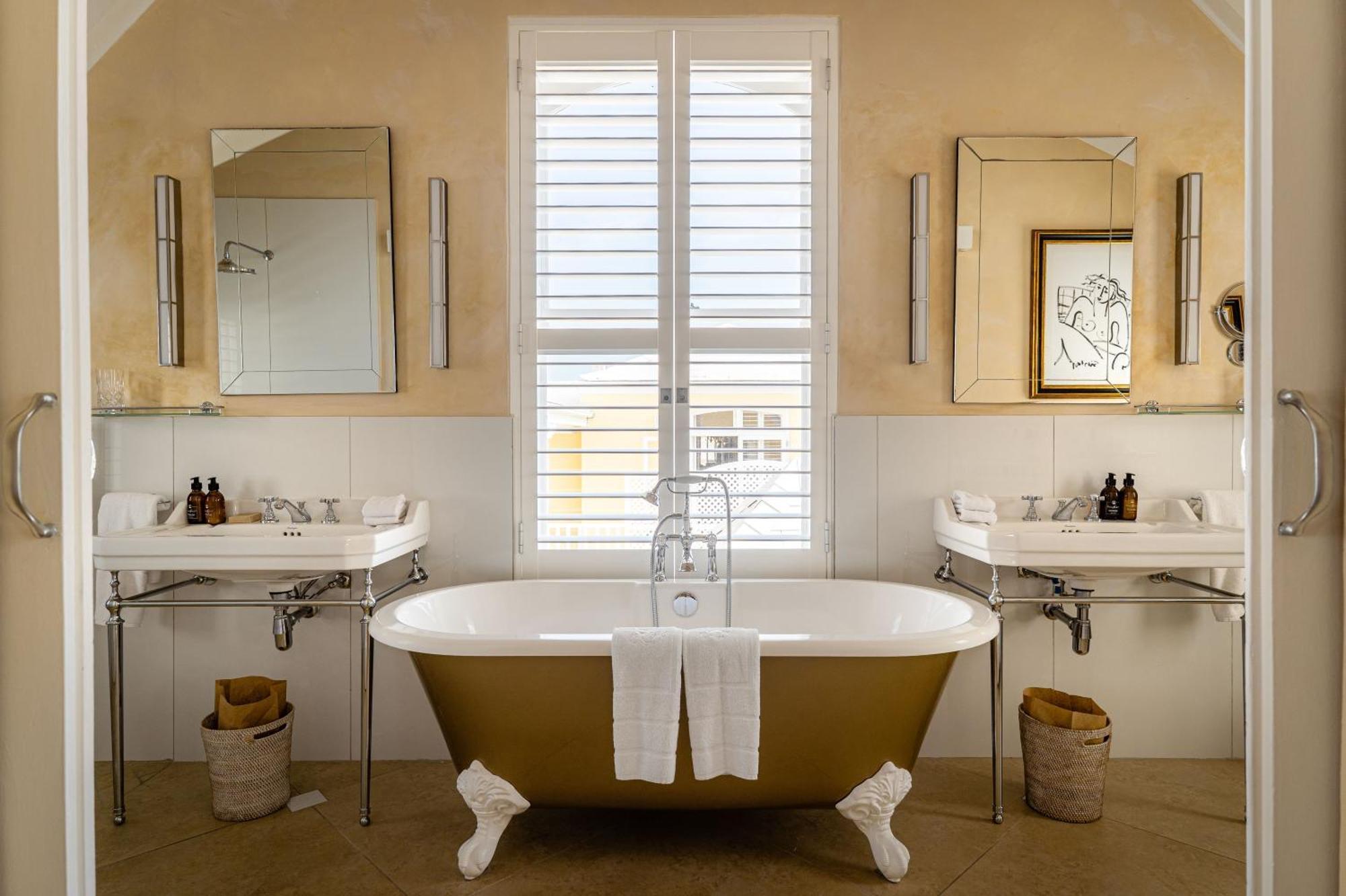 Standard Room,1742942055:JPEG