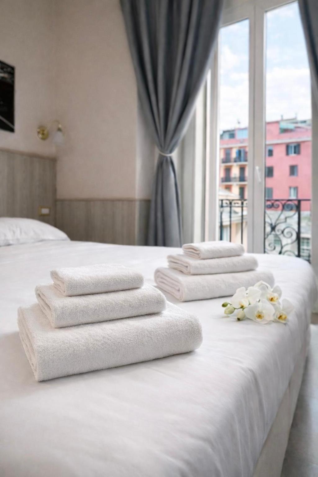 Single Room Small Double Bed