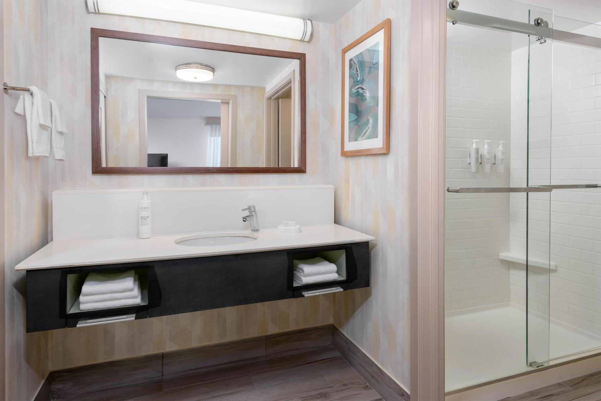 Suite Estudio con cama extragrande - No fumadores