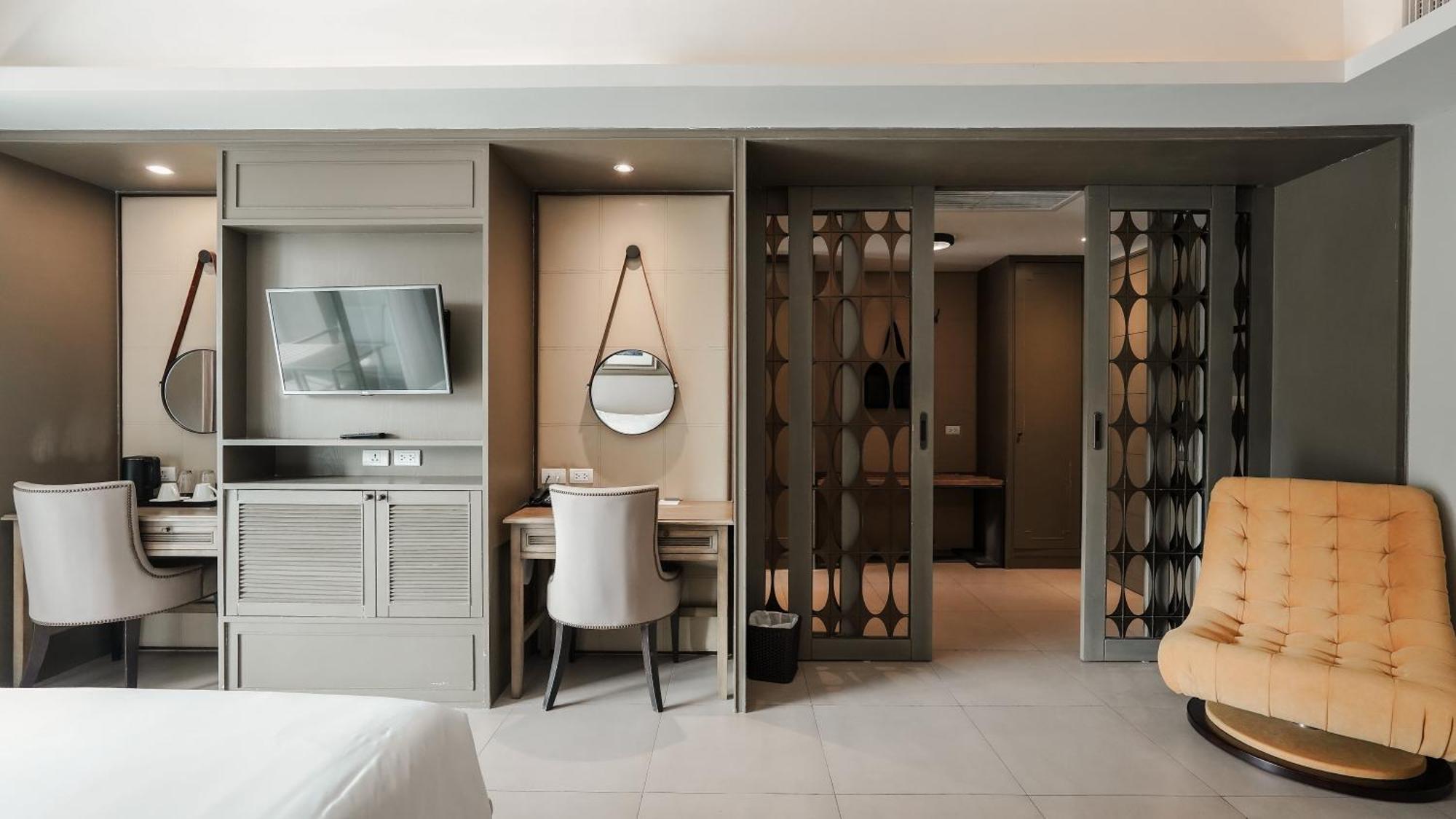 One-Bedroom Suite