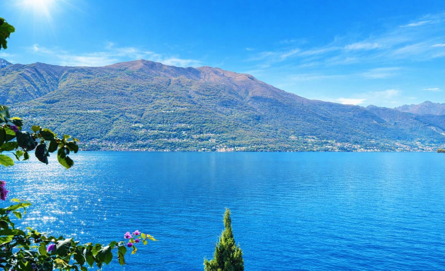 Deluxe Double or Twin Room with Lake View