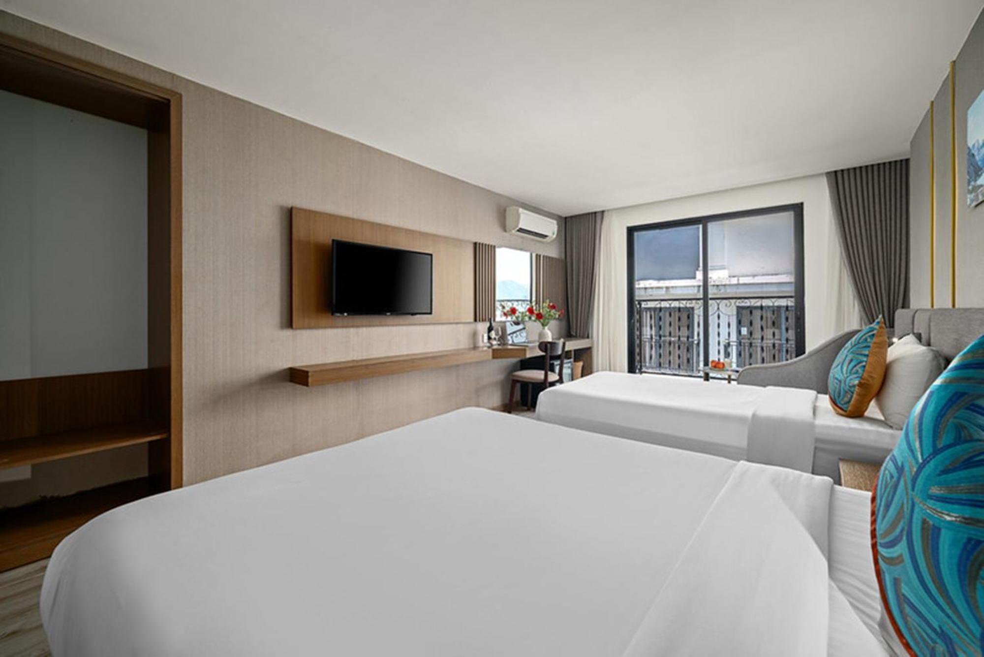 Triple Room Balcony