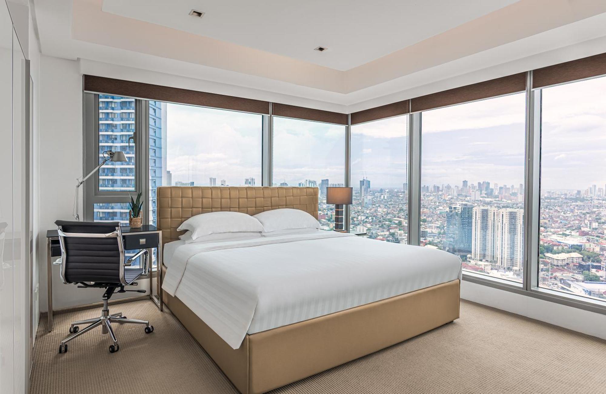 Deluxe Two-Bedroom Apartment