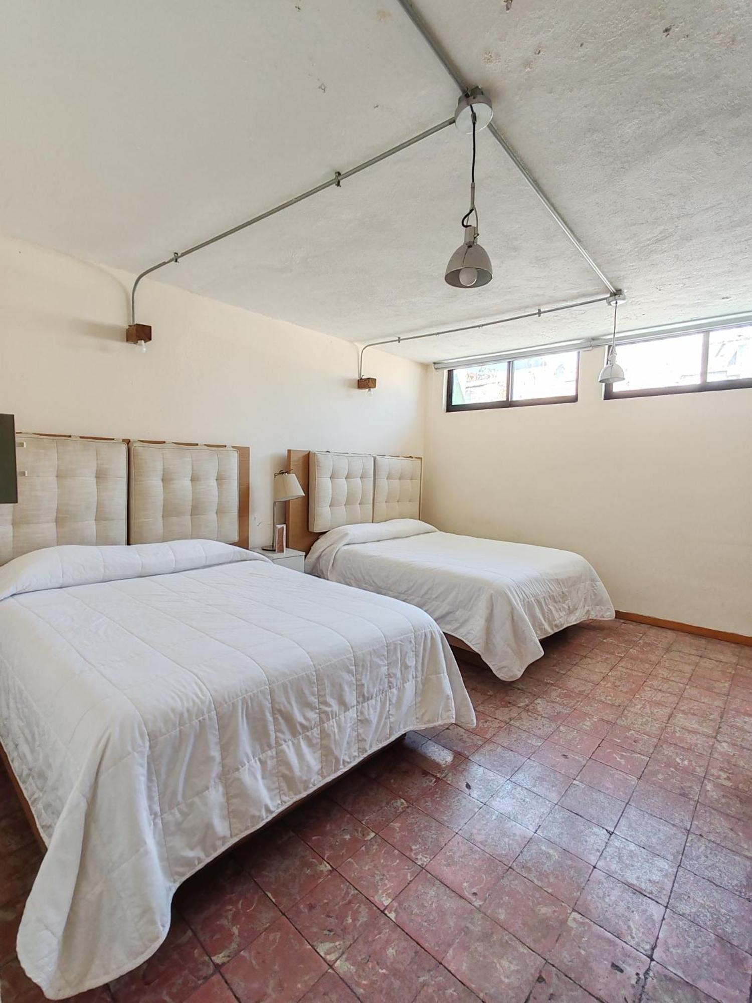 Double Room Private Bathroom