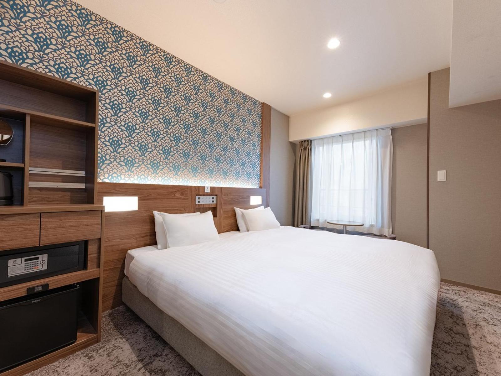 Superior King Room,1743163913:JPEG