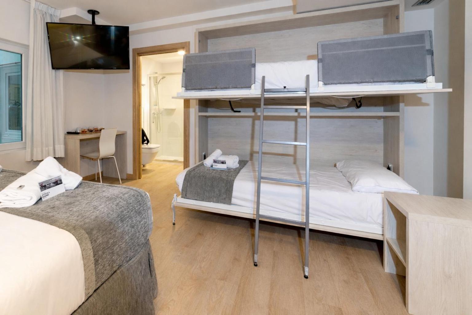 Classic Quadruple Room Interior
