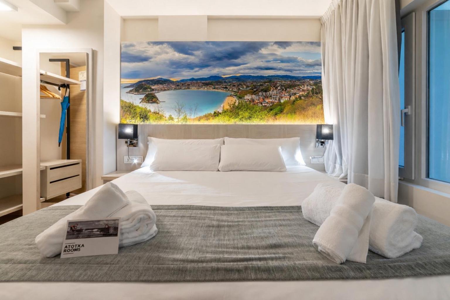 Classic Quadruple Room Interior