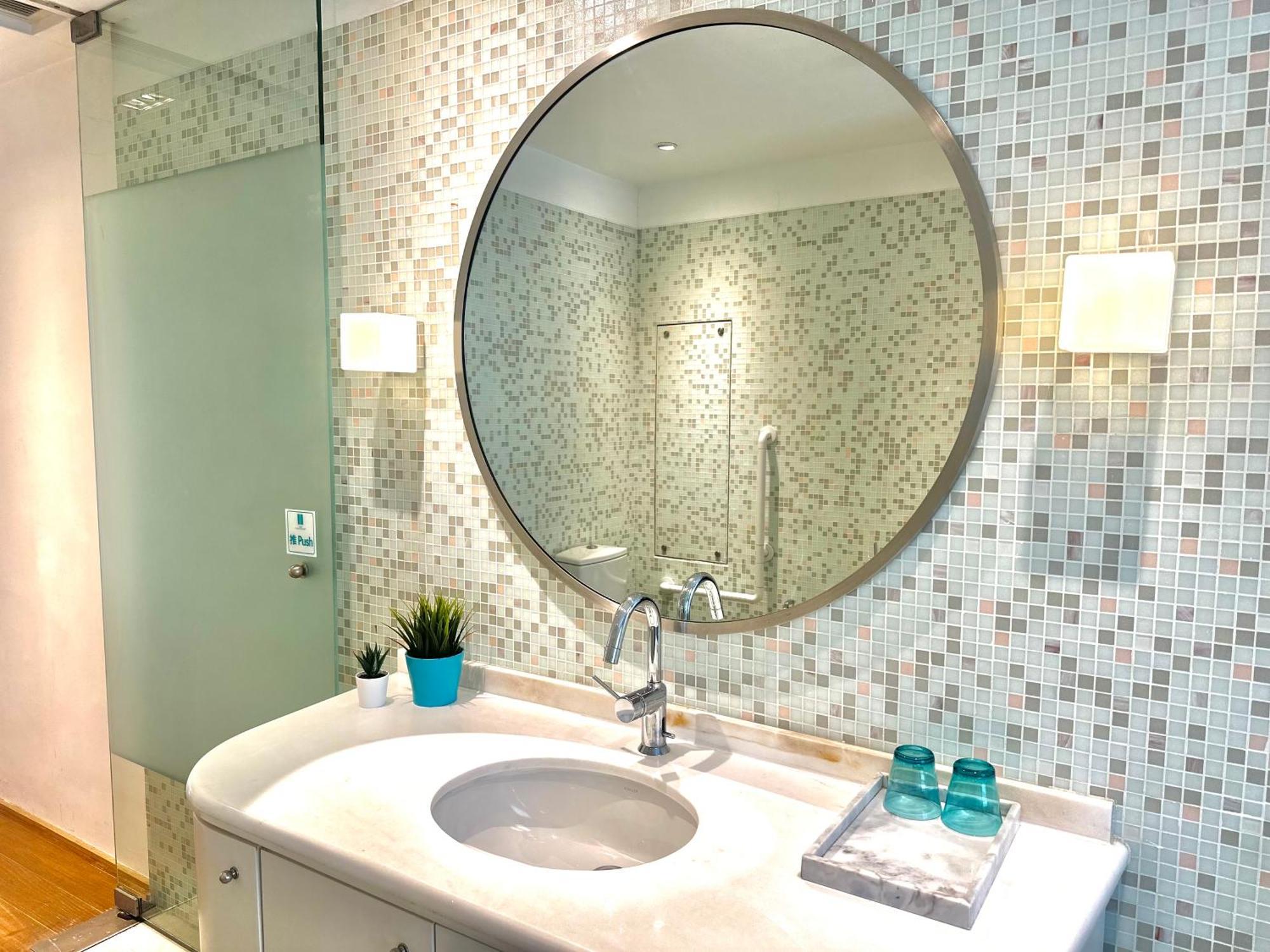 Superior Harbour View Suite