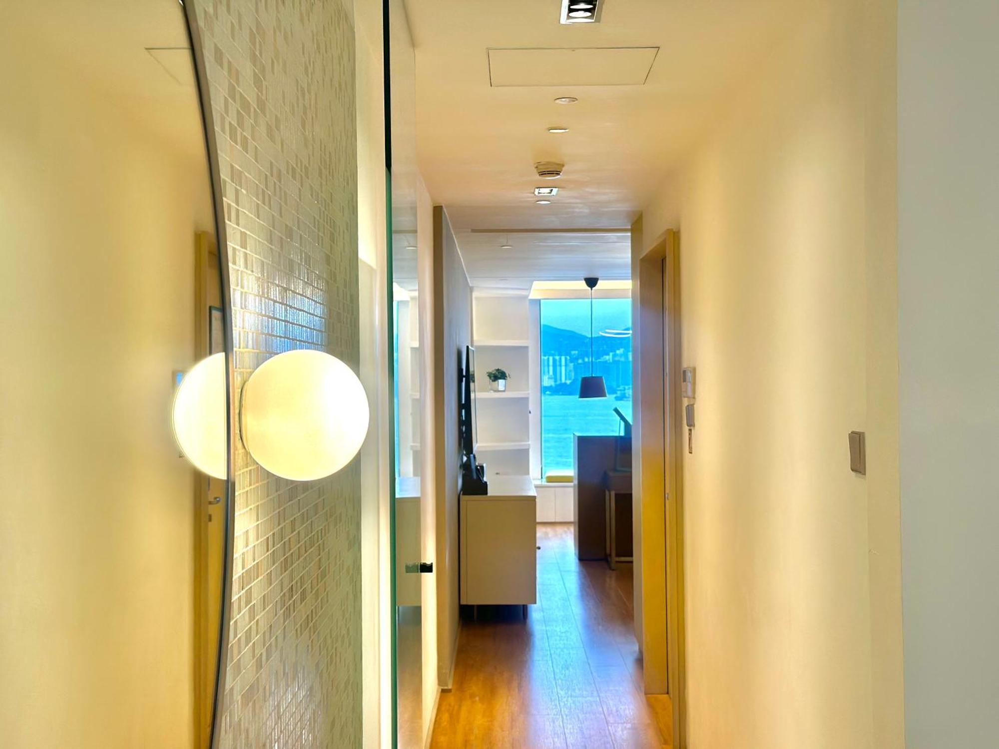 Premier Harbour View Suite