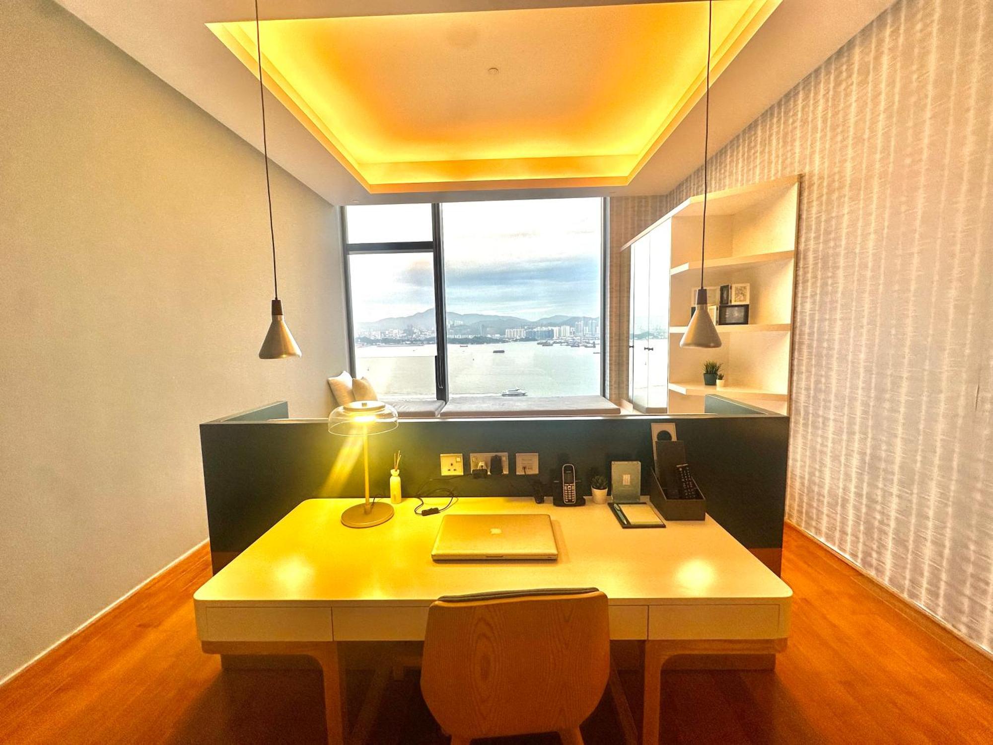 Premier Harbour View Suite