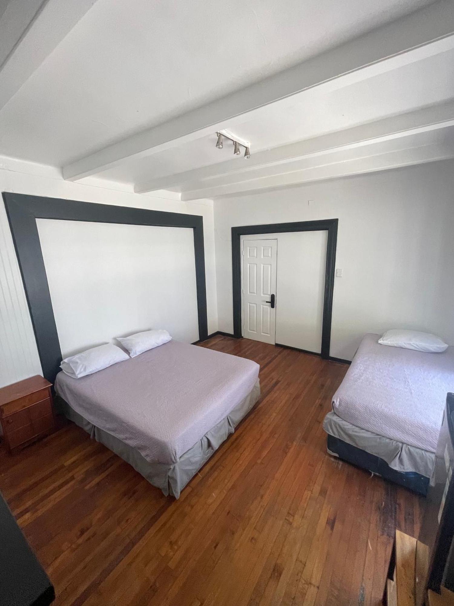 Triple Room with Shared Bathroom