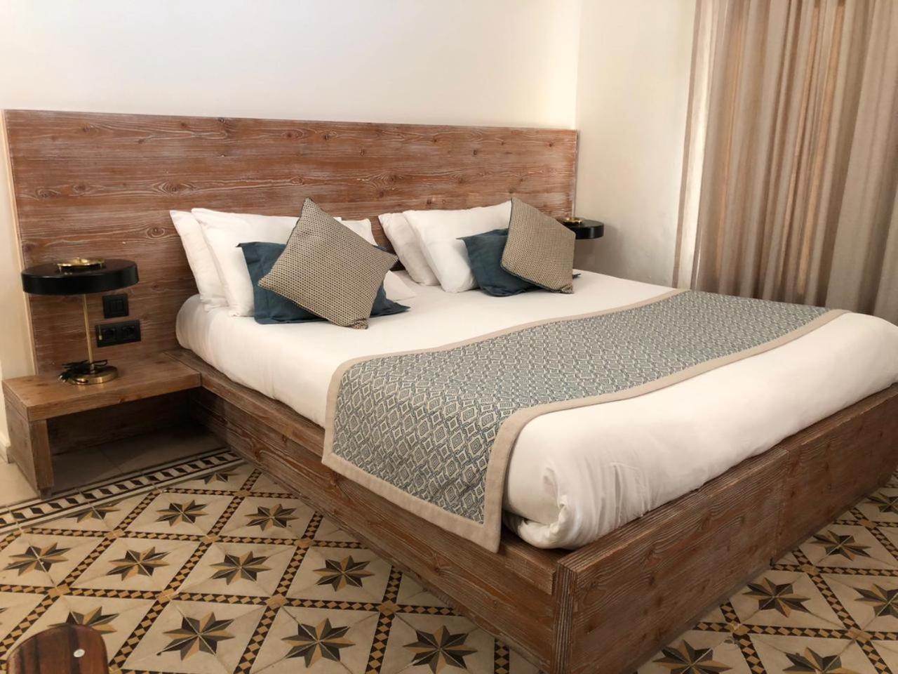 Deluxe Double or Twin Room Sea View