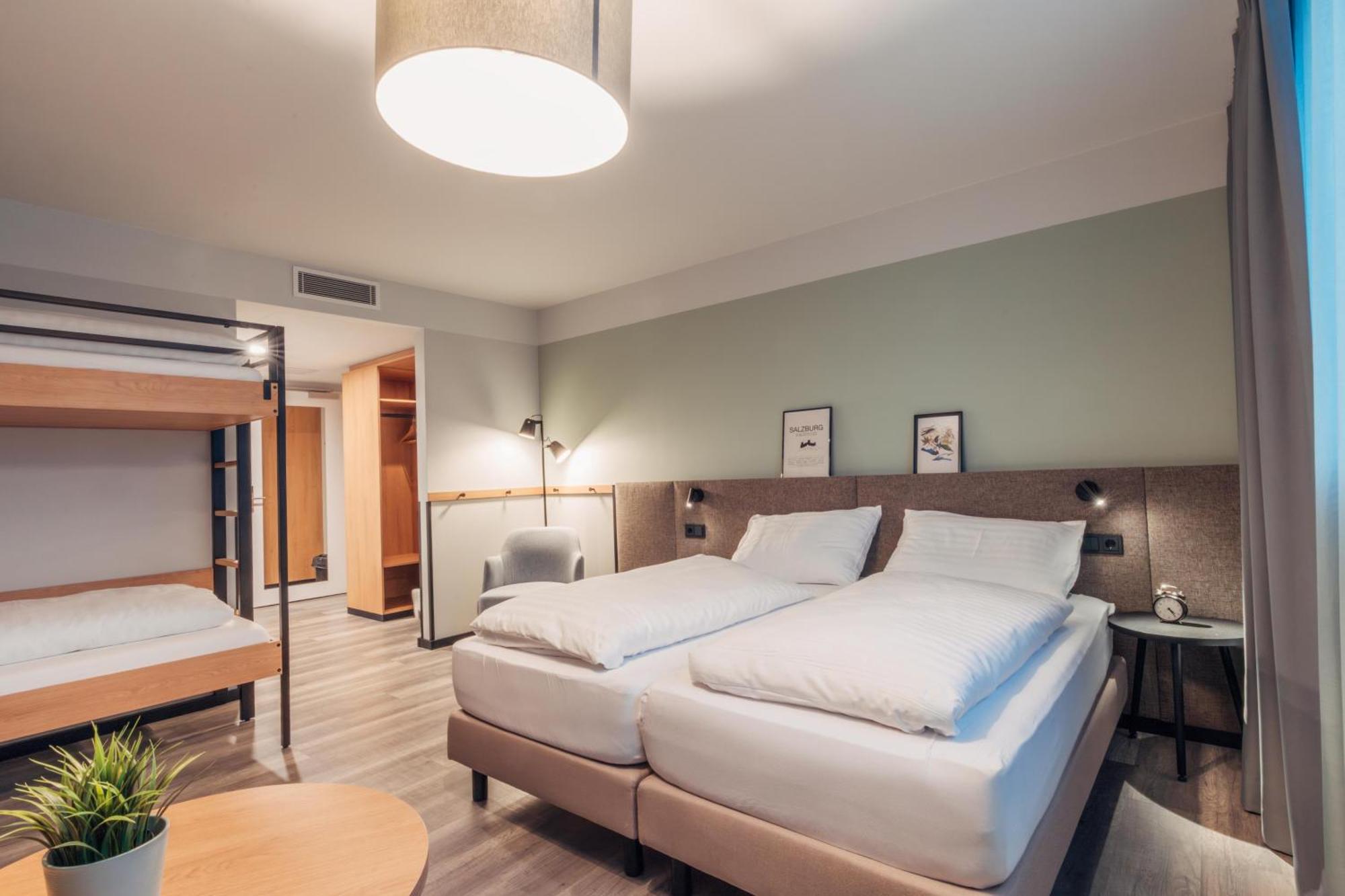 Family Room Shower