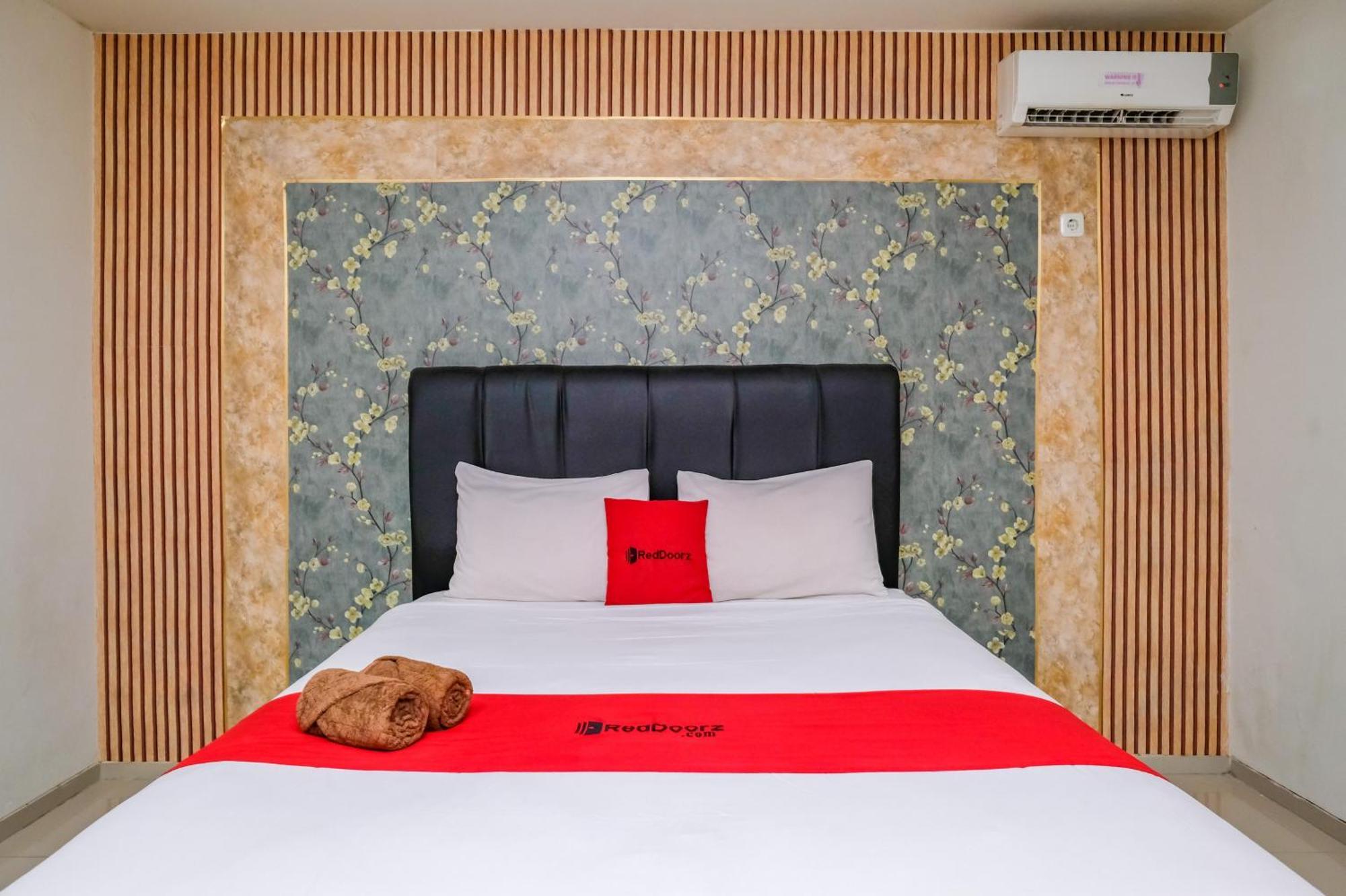 Double Room,1743236494:JPEG