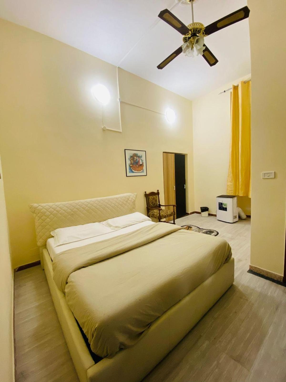 Triple Room Bathroom