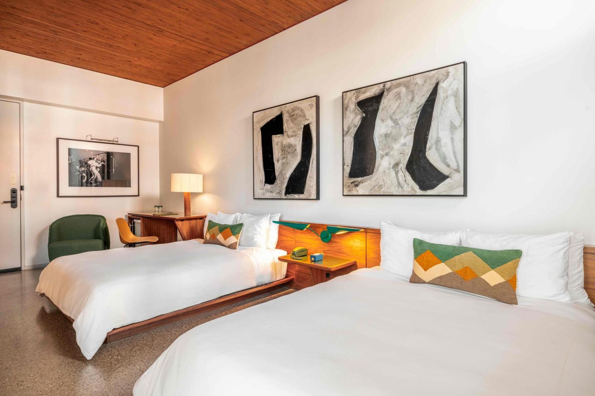 Habitación con 2 camas grandes - Adaptada para personas con discapacidad