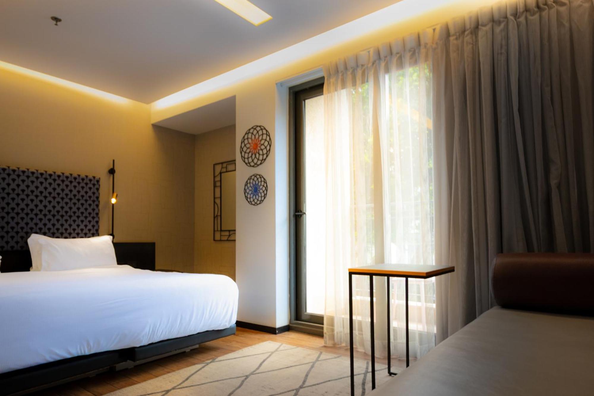 Deluxe Room with Balcony
