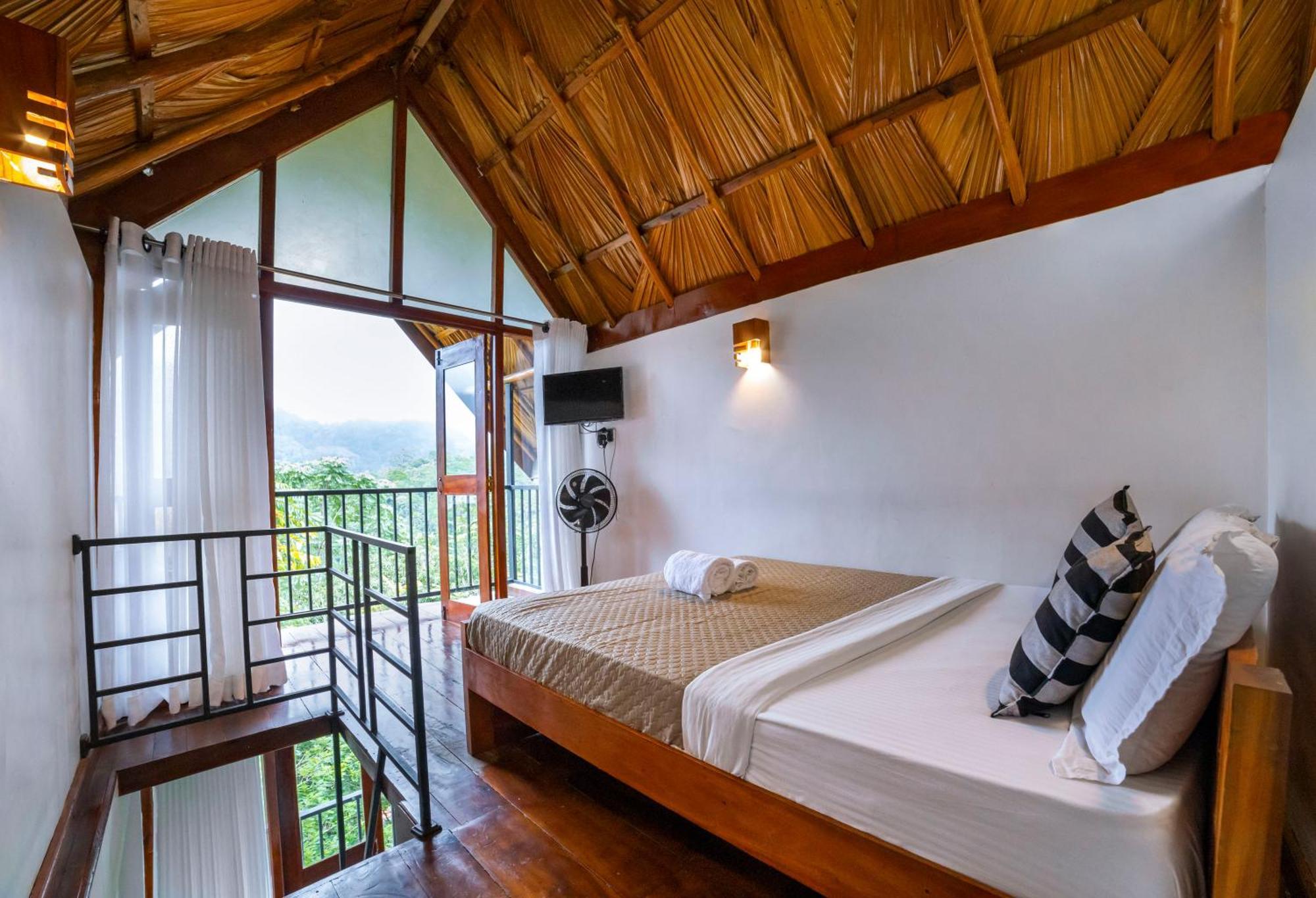 Habitación Doble Deluxe con balcón