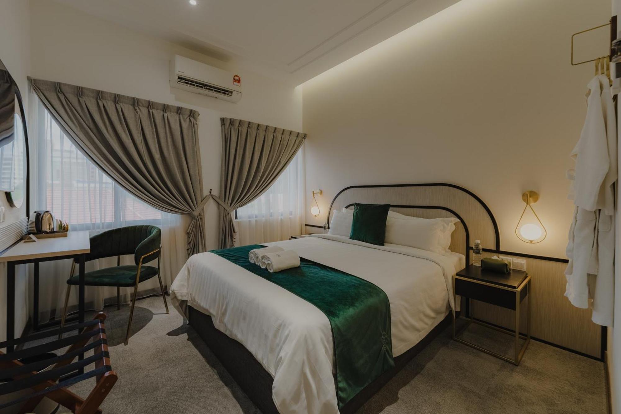 Tweepersoonskamer met Gedeelde Badkamer