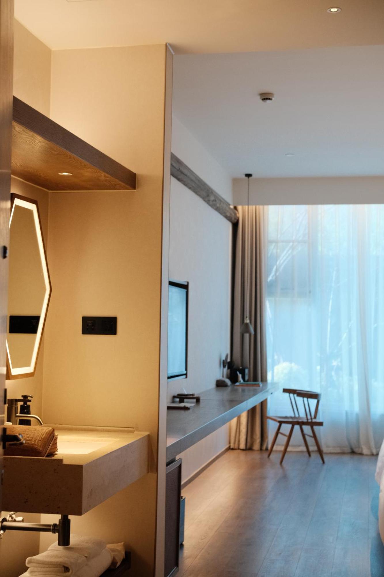 Hepu Twin Room