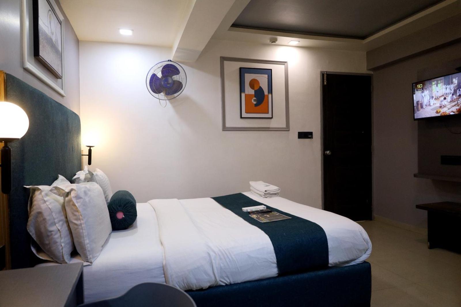 Superior Deluxe Double or Twin Room