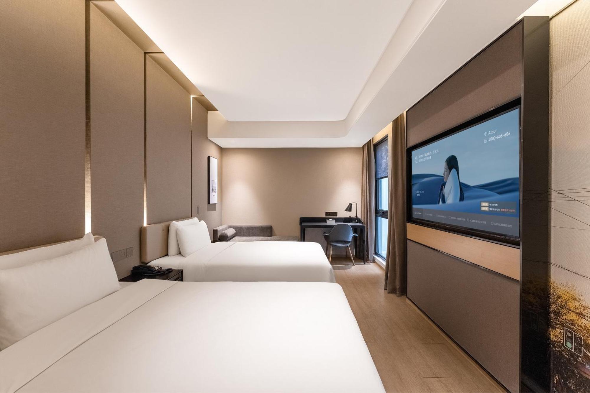 Superior Twin Room(Mini-Bar+Cocktails)