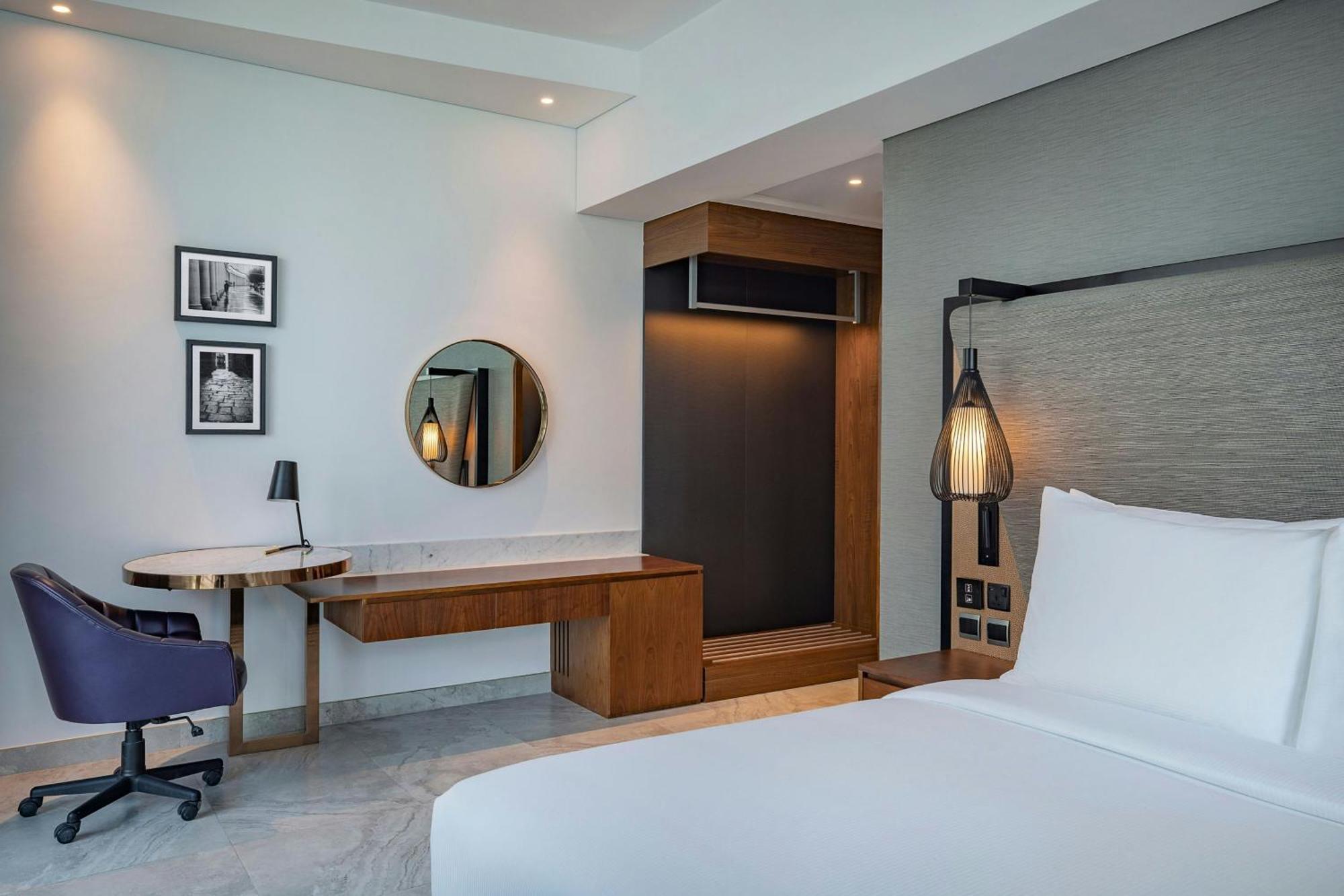 Quarto Premier com Cama King-size e Varanda