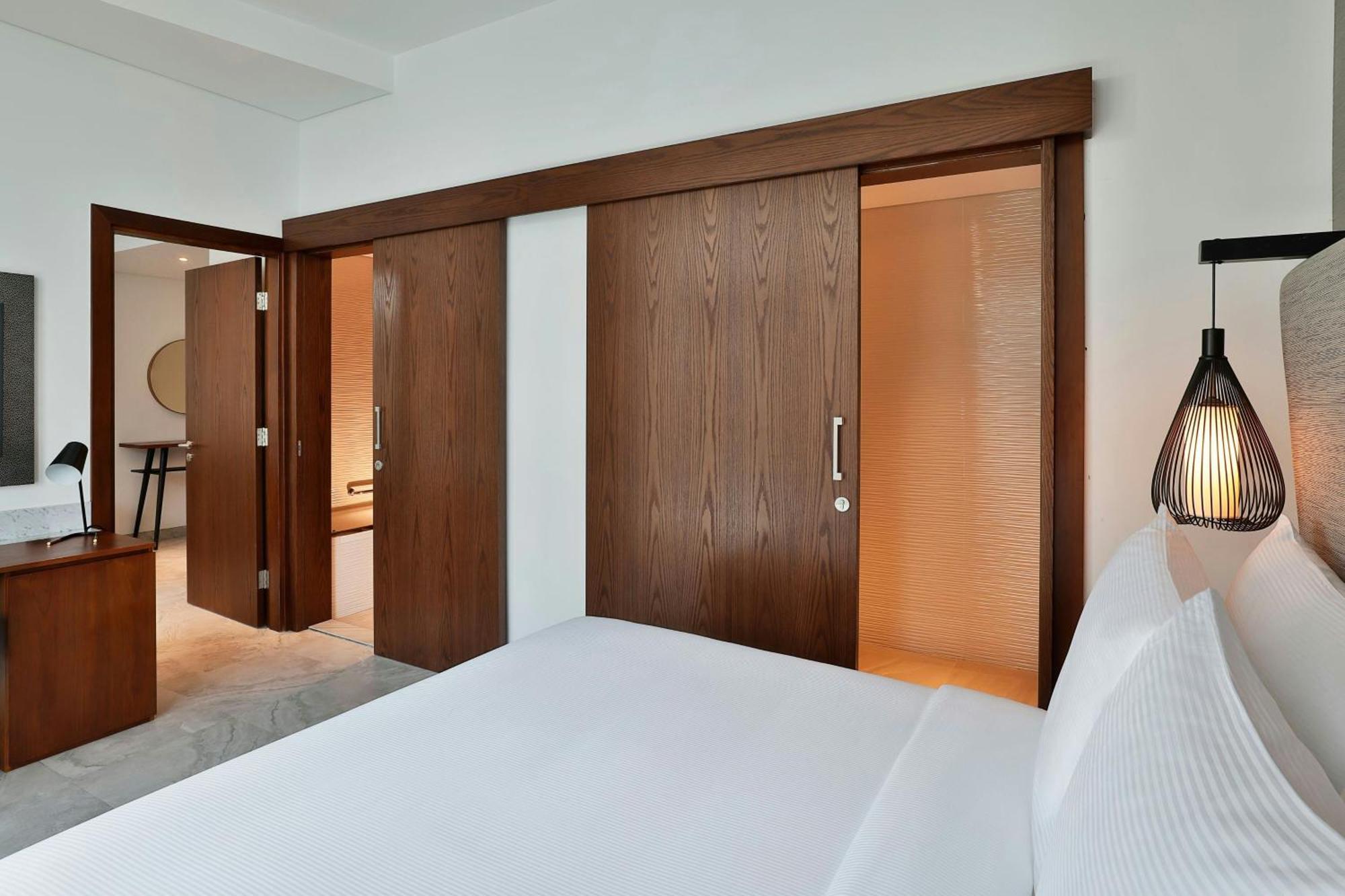 One-Bedroom Executive King Suite Balcony