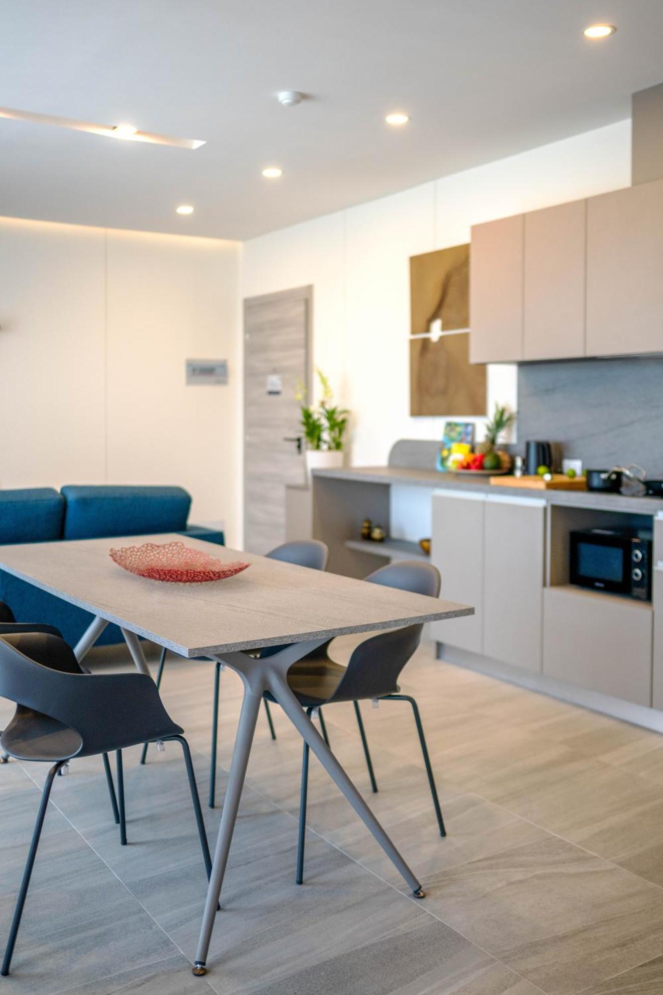 Two Bedroom Corner + Free Coworking Space