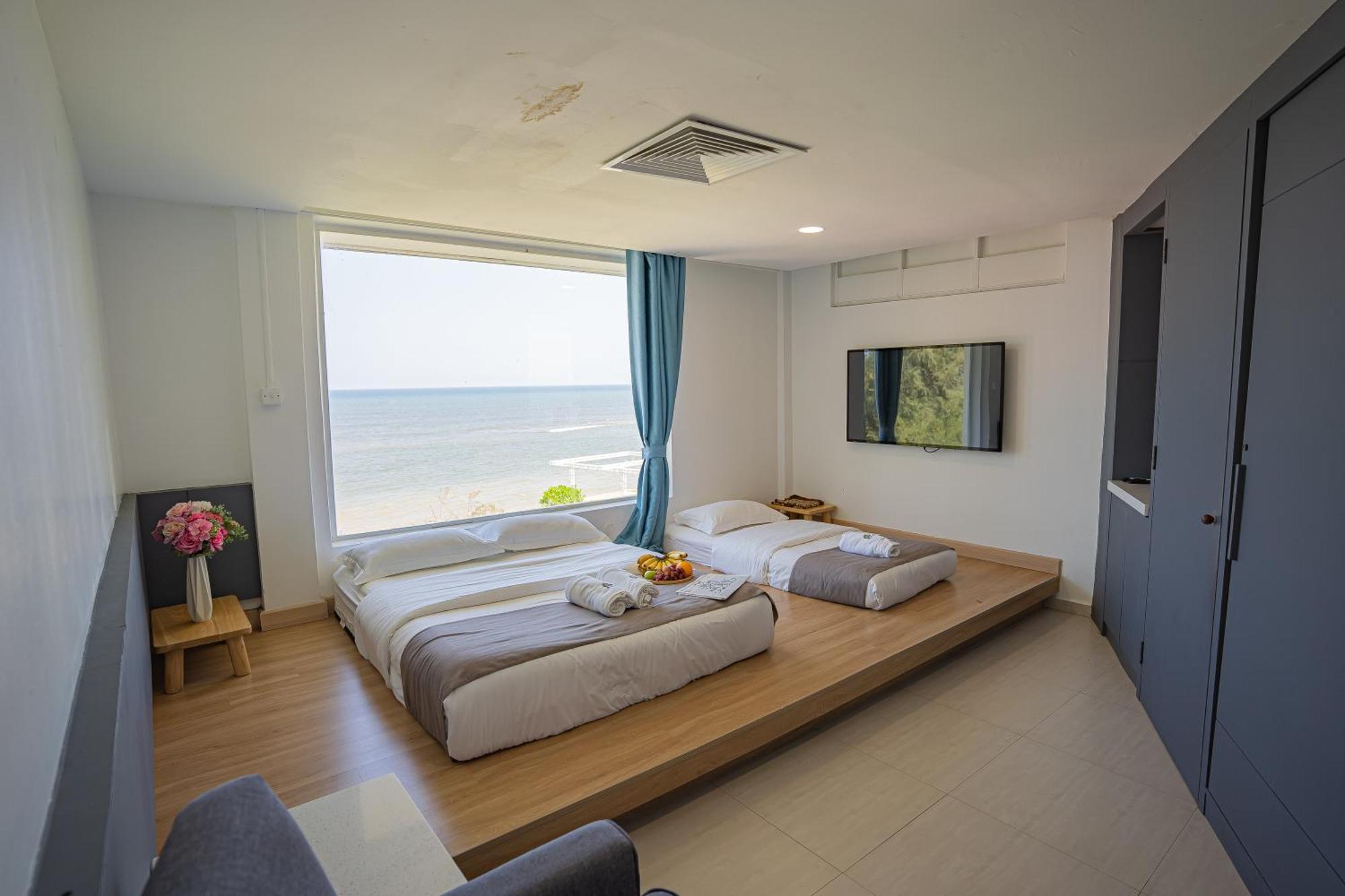 Two-Bedroom Suite