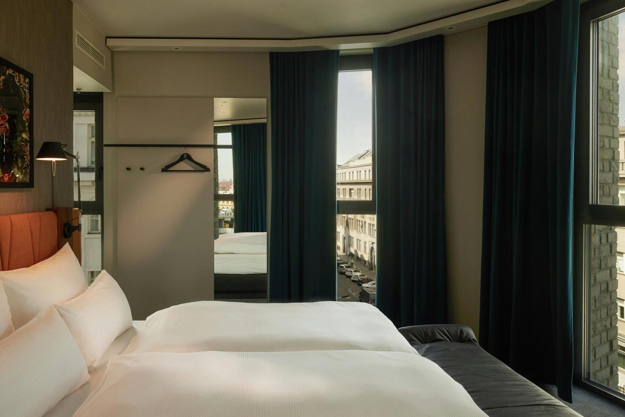 Superior Room with View,1743802895:JPEG