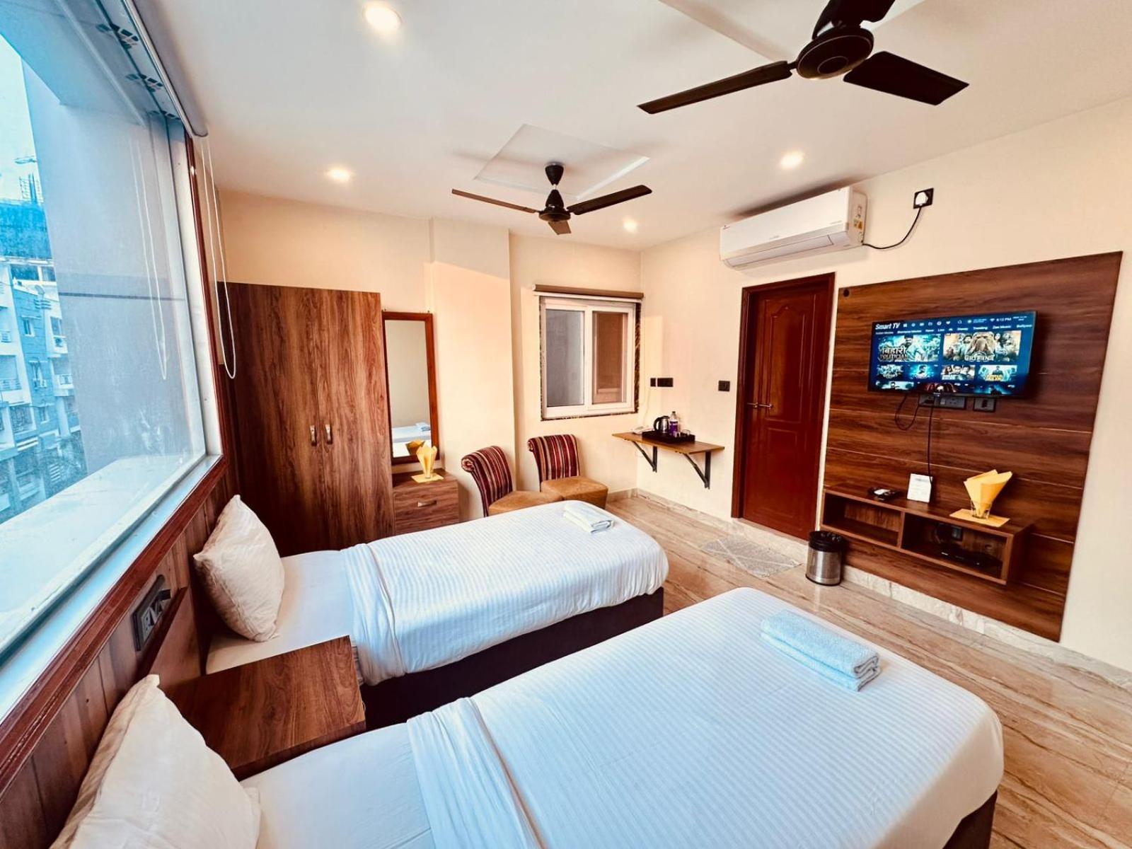 Deluxe Double or Twin Room
