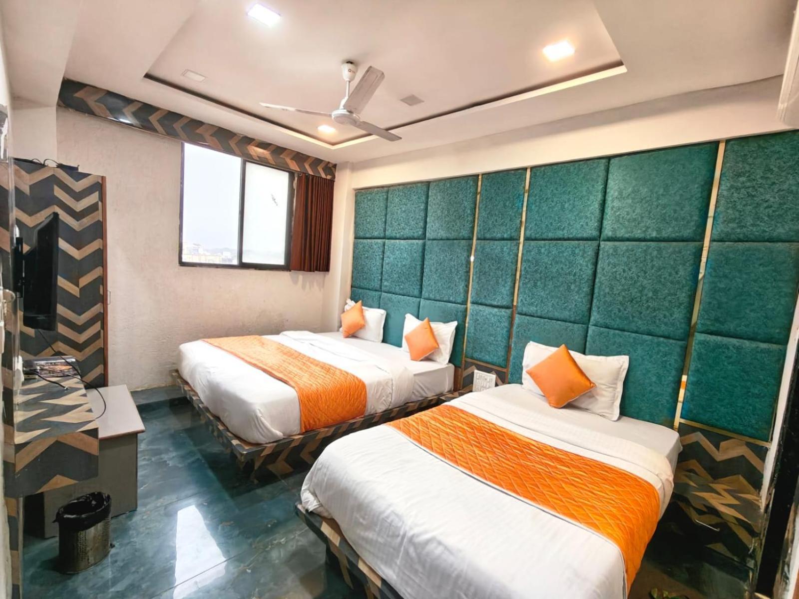Luxury Triple Room