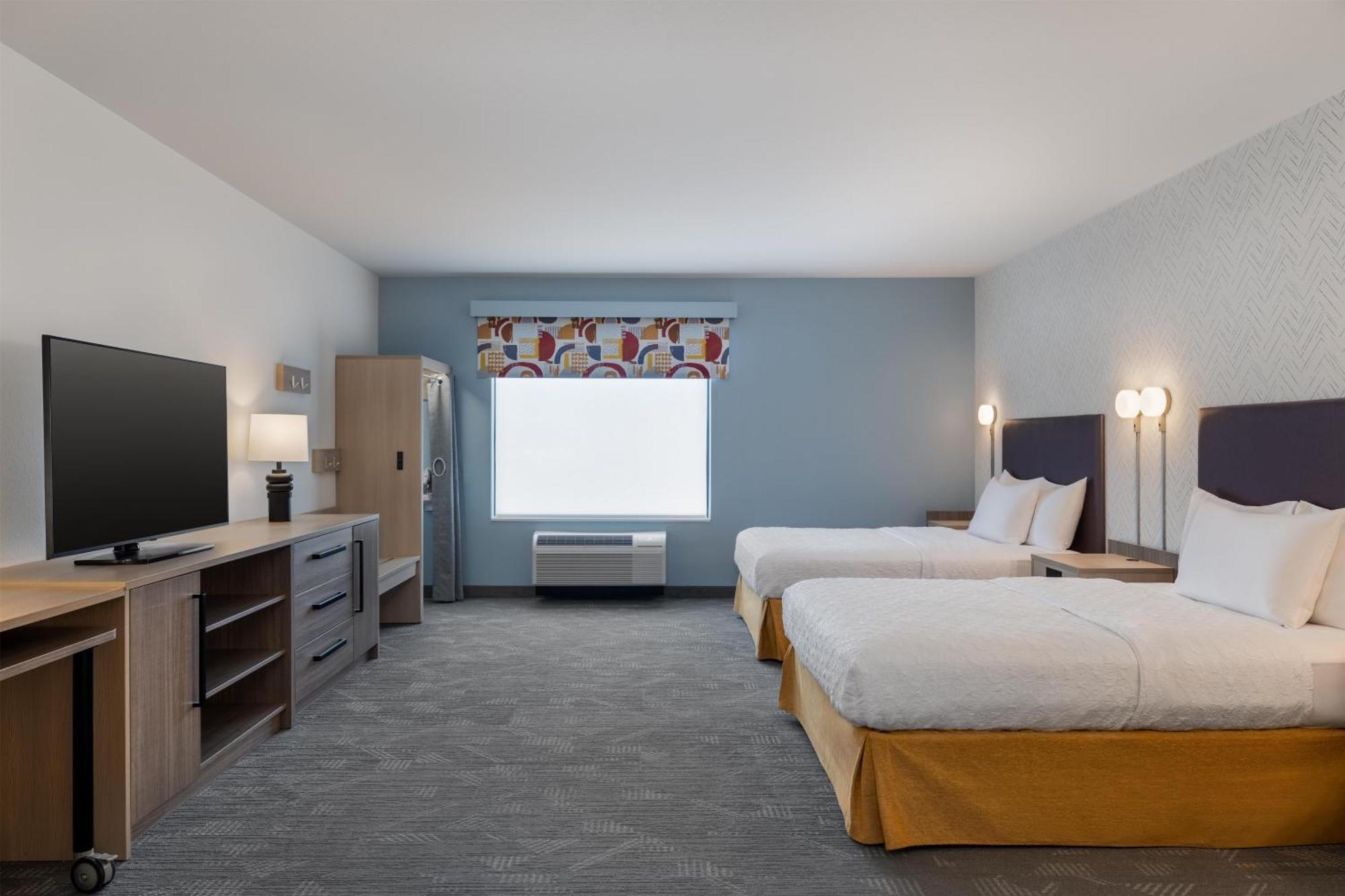 Studio Suite with Two Queen Beds and Tub - Mobility Access