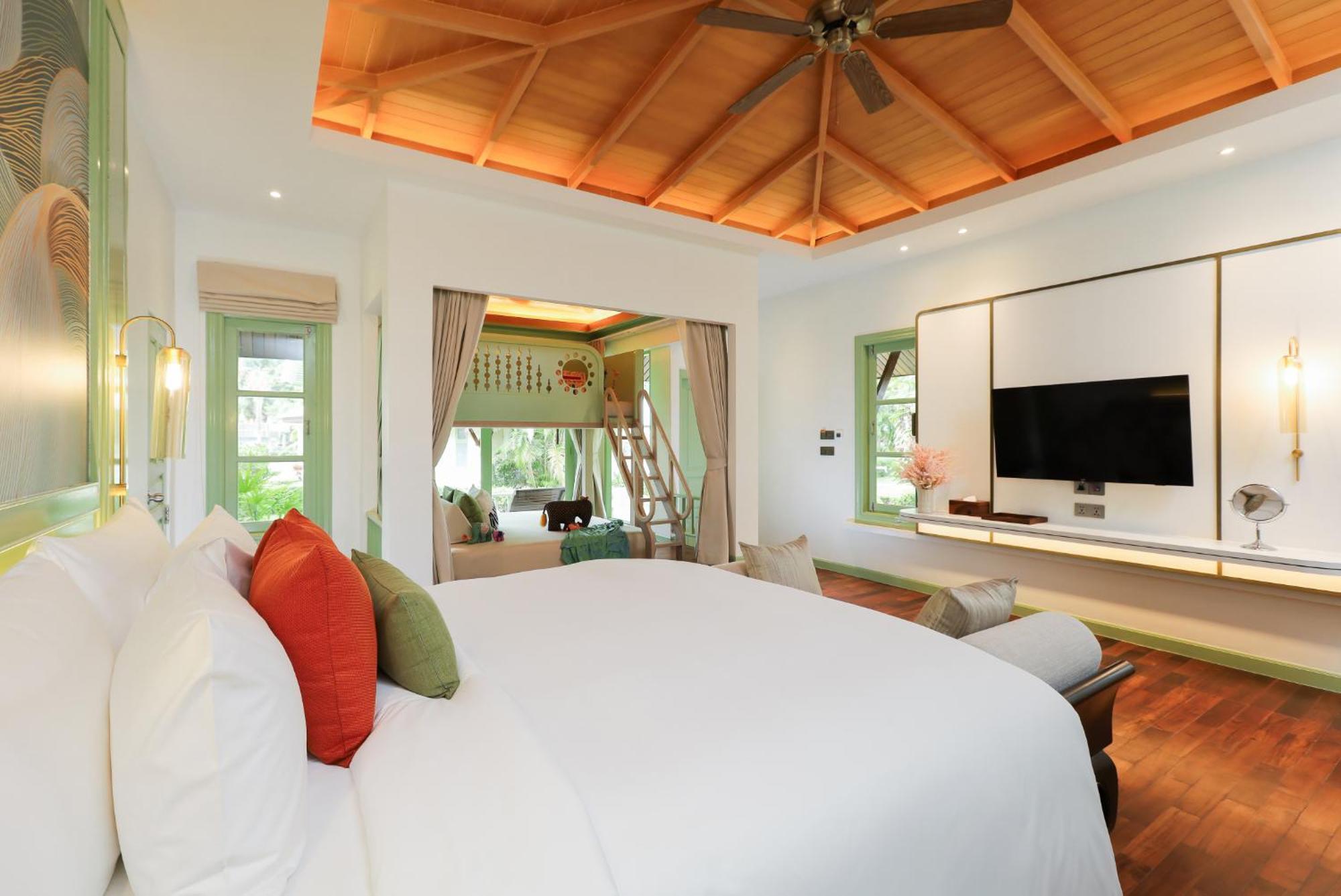 Family Suite with Balcony