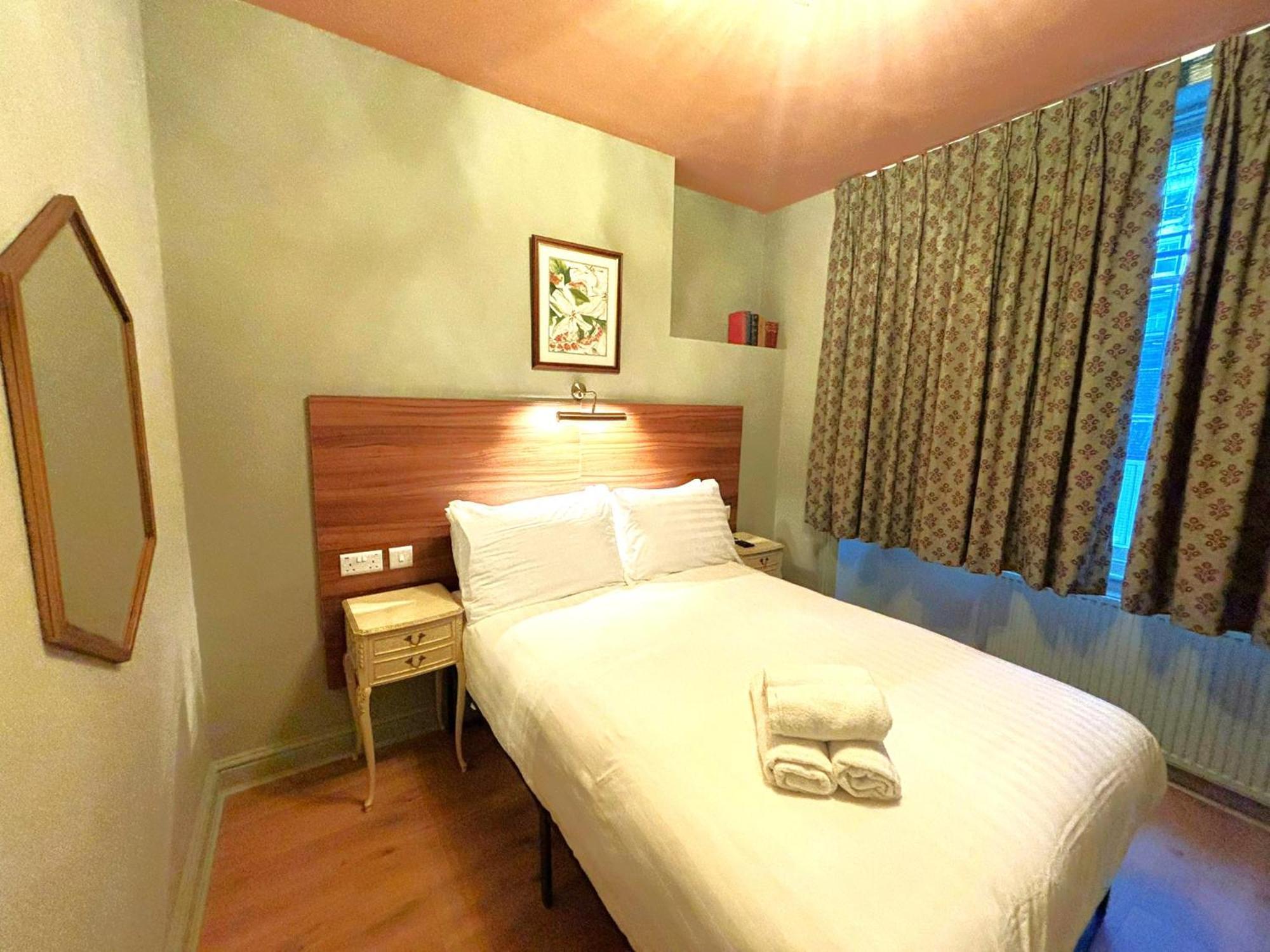 Lower Ground Deluxe Double Room,1744100193:JPEG