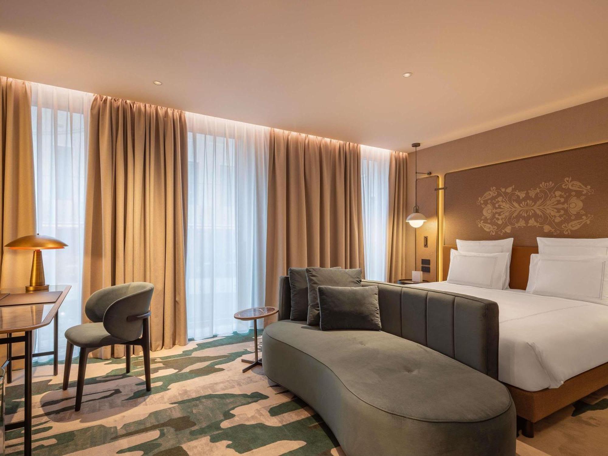 Swiss Superior – Zimmer mit Blick auf das Atrium