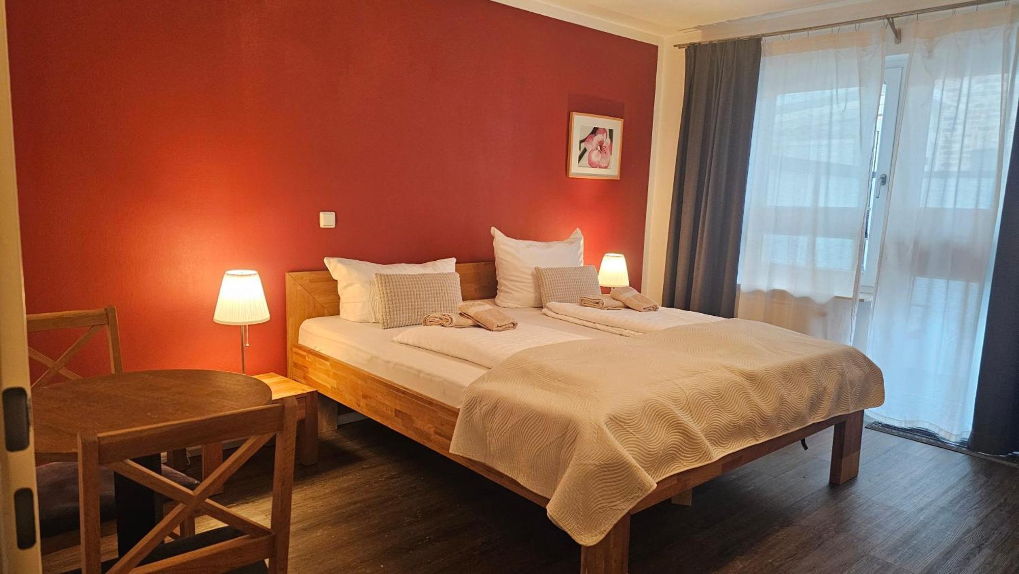 Doppelzimmer mit Balkon