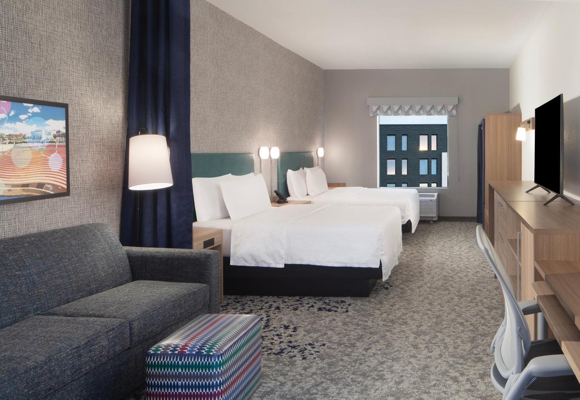 Studio Suite with Two Queen Beds and Roll-in Shower - Mobility and Hearing Access
