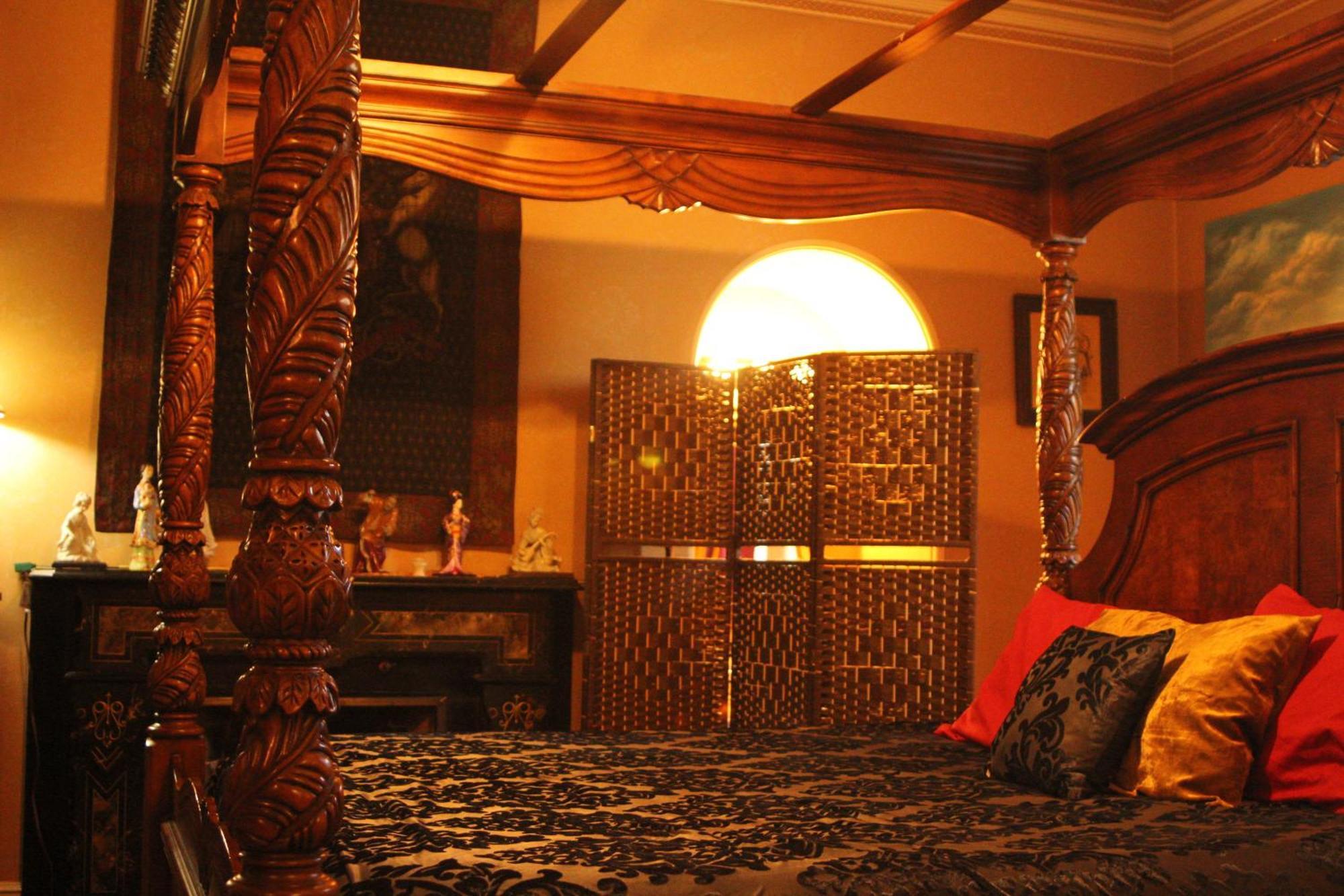 Superior King Suite