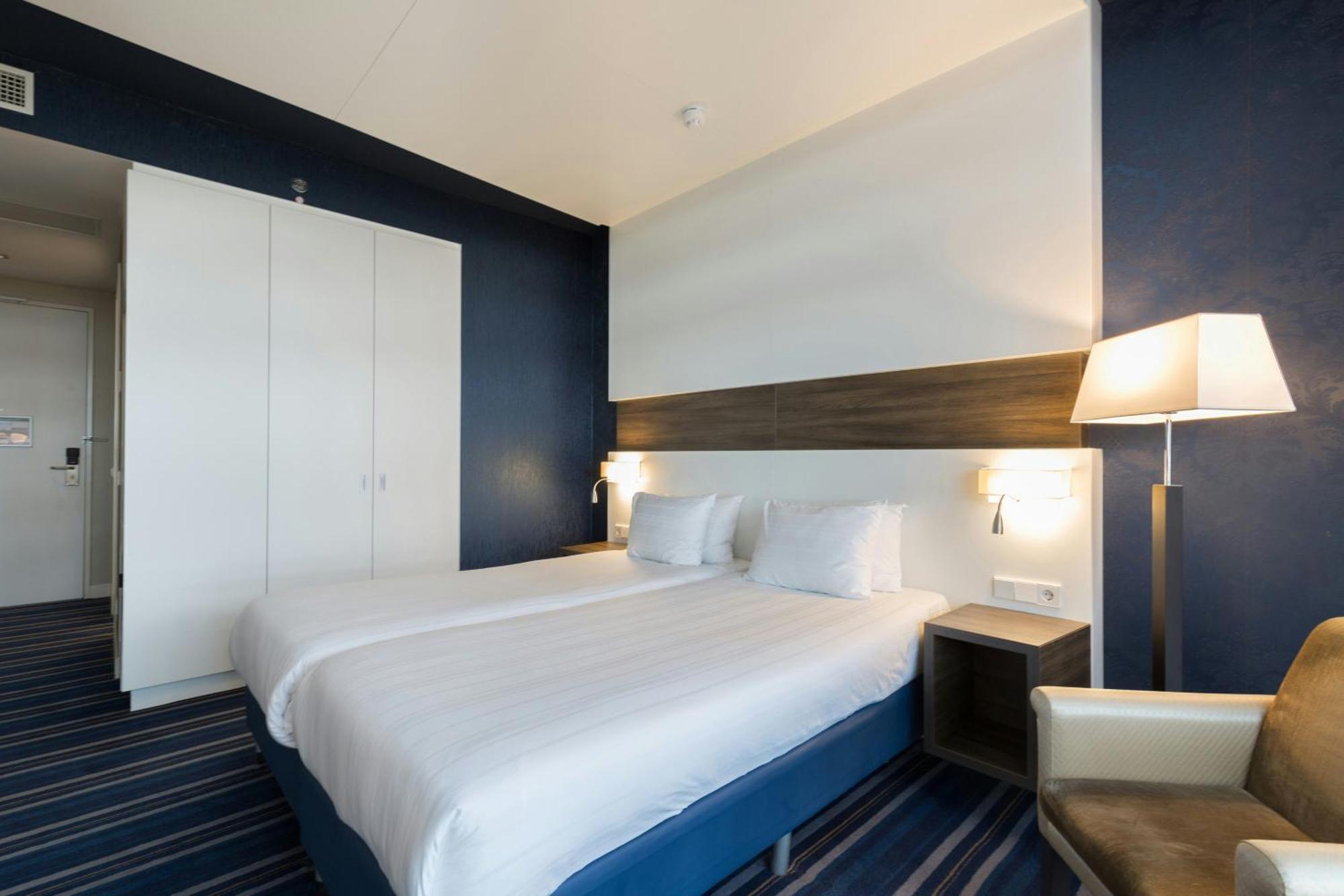 Comfort Room 1 Twin Bed